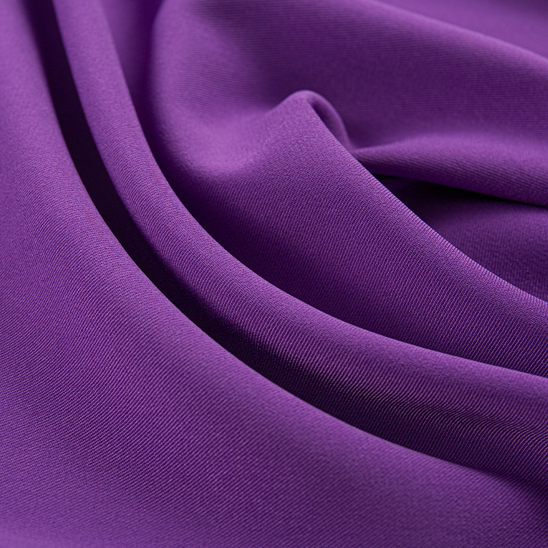 HY070 tissu de vêtements en sergé extensible 2/2 en soie composite violet