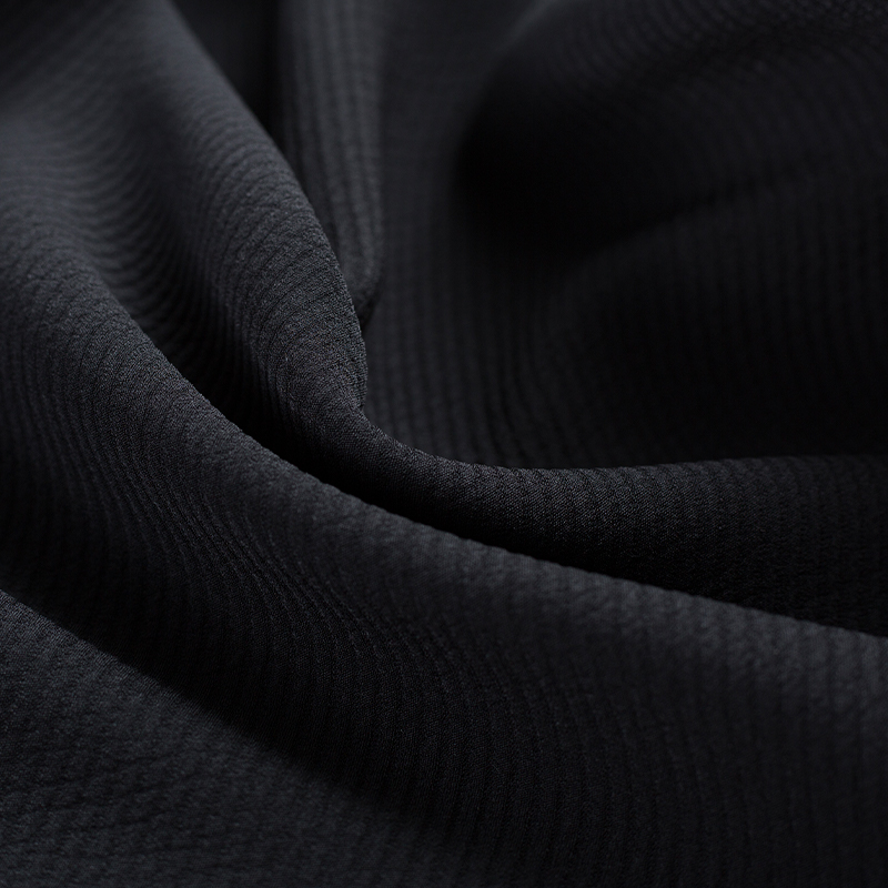 HY132 250GSM 100%P 600D grand tissu mélangé en soie sergé