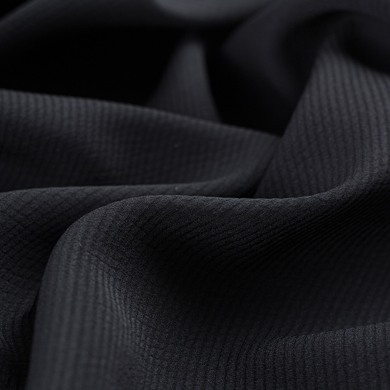 HY132 250GSM 100%P 600D grand tissu mélangé en soie sergé